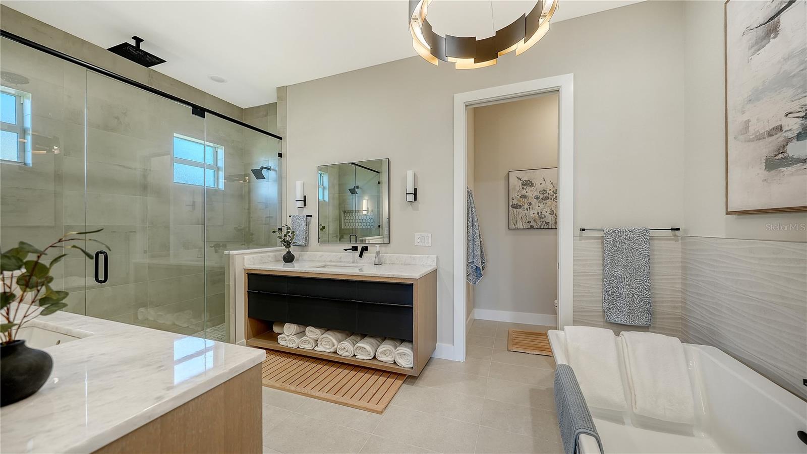 SOUTHPOINTE SHORES - Residential