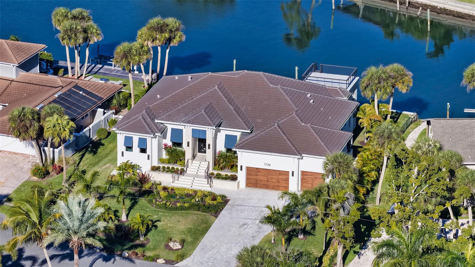 SOUTHPOINTE SHORES - Residential