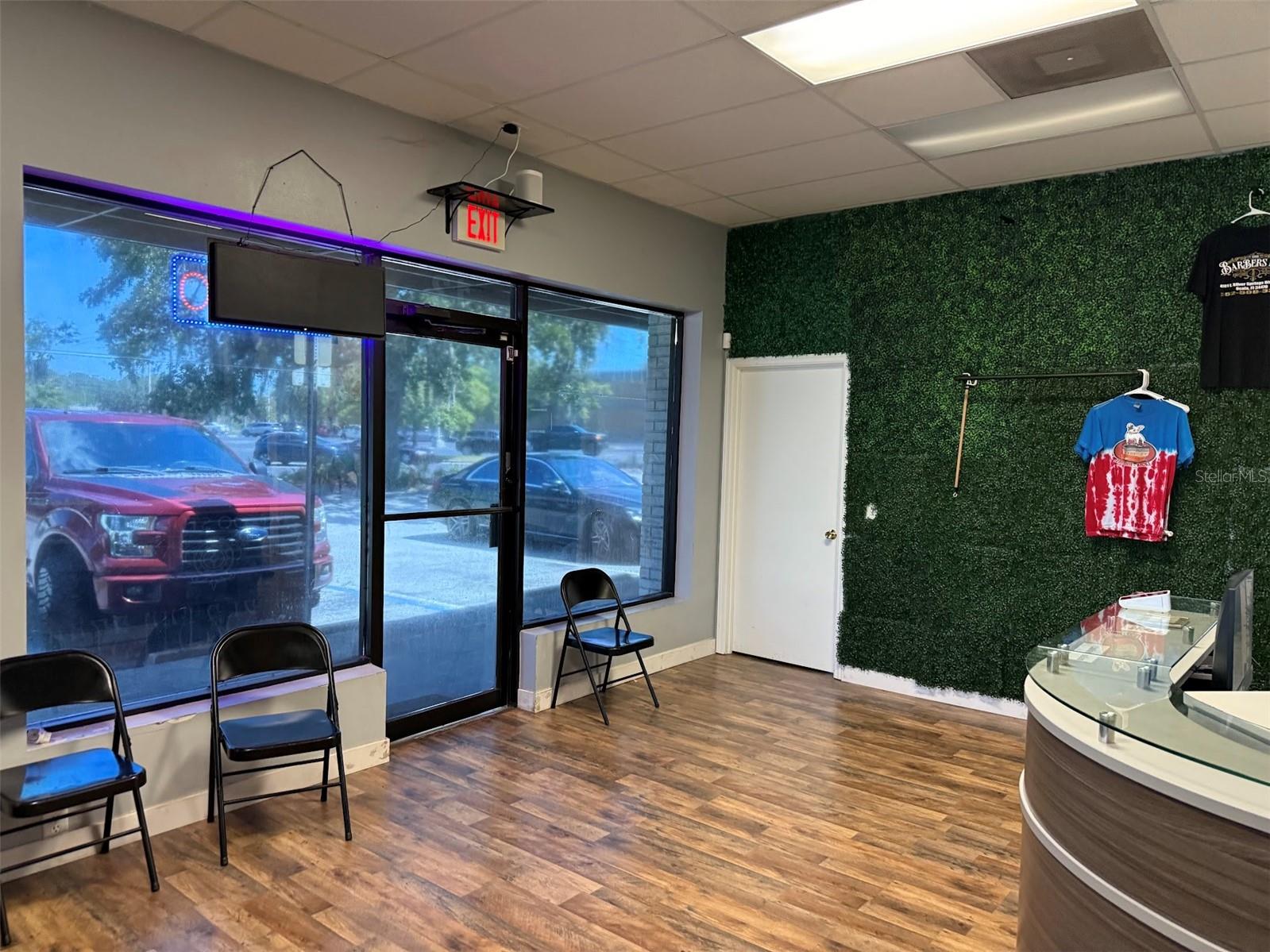 OCALA SQUARE - Commercial Lease