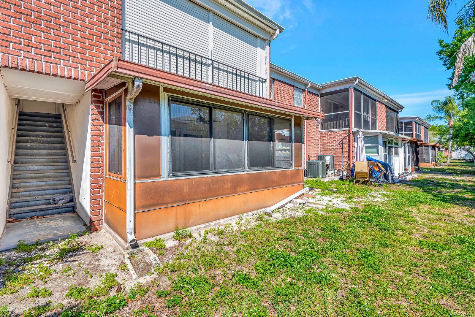 JAMESTOWN CONDO - Residential