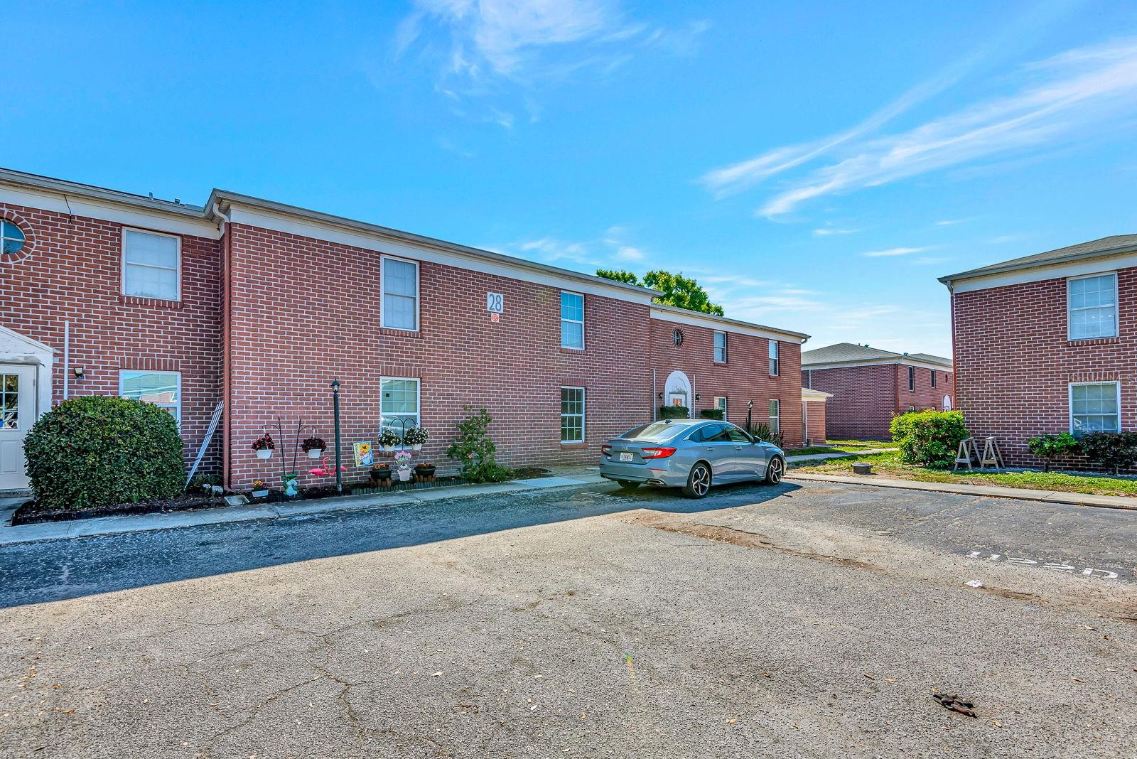 JAMESTOWN CONDO - Residential