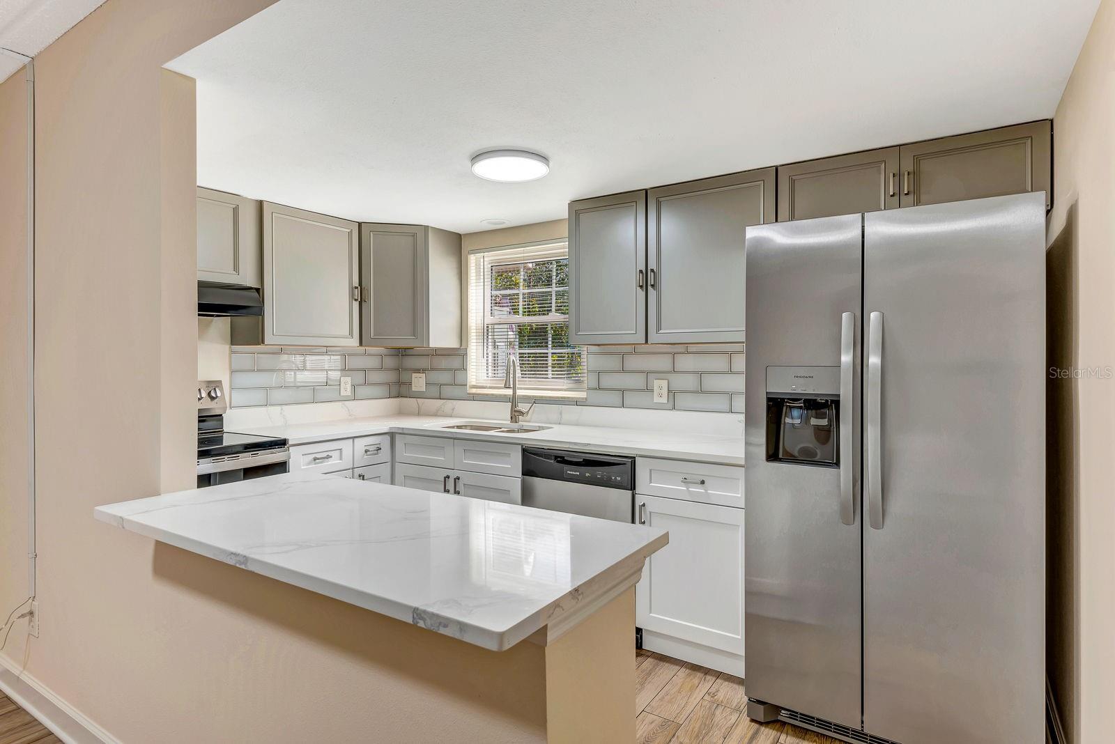 JAMESTOWN CONDO - Residential