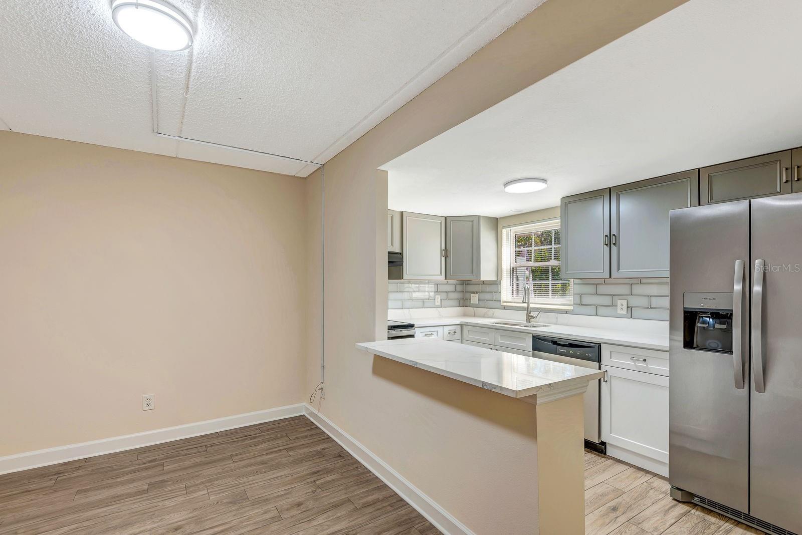 JAMESTOWN CONDO - Residential