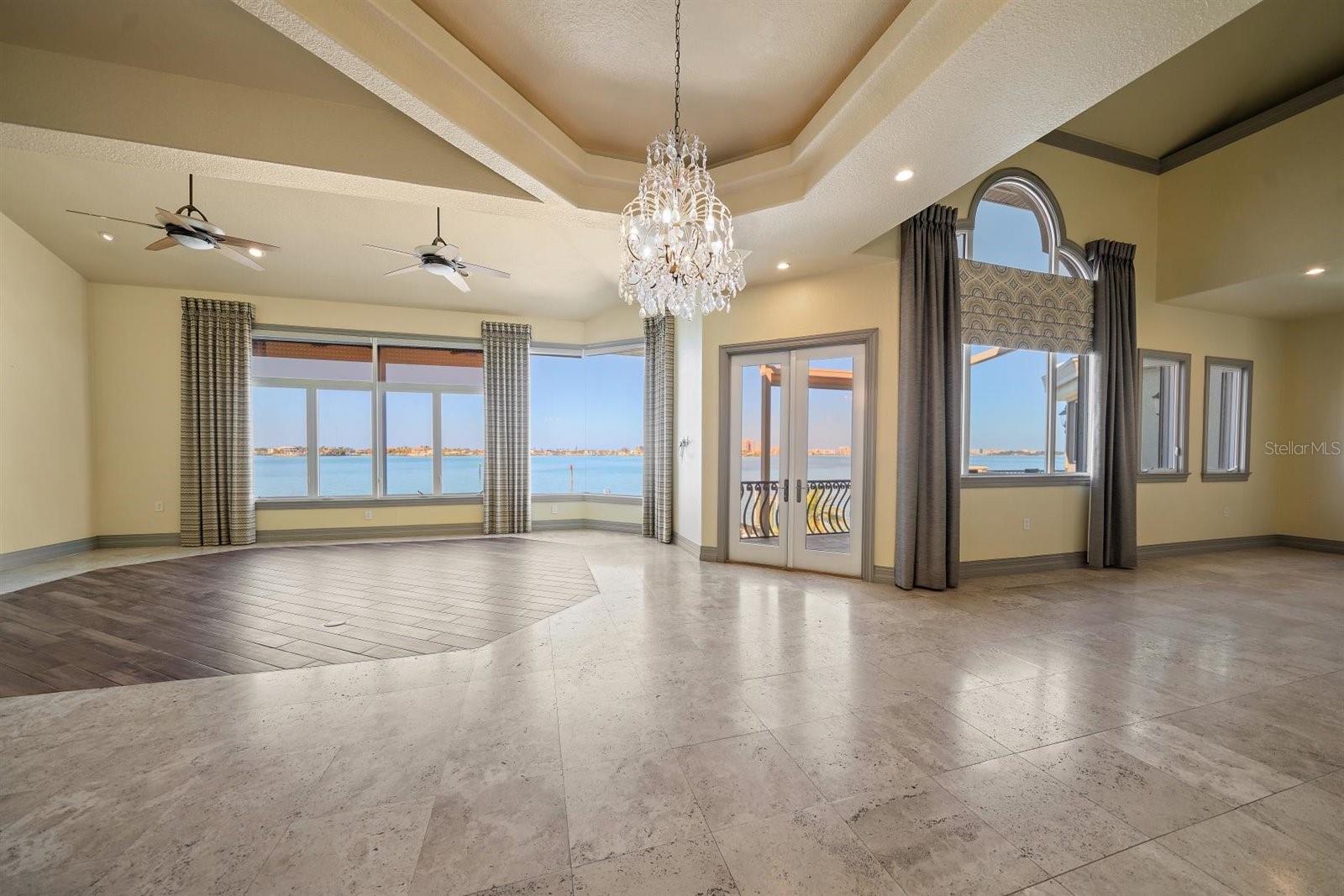 SUNSET BAY LOT 26 & SWLY 1/2 OF LOT 27 - Residential