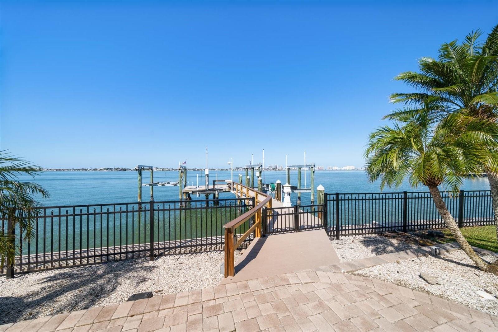 SUNSET BAY LOT 26 & SWLY 1/2 OF LOT 27 - Residential