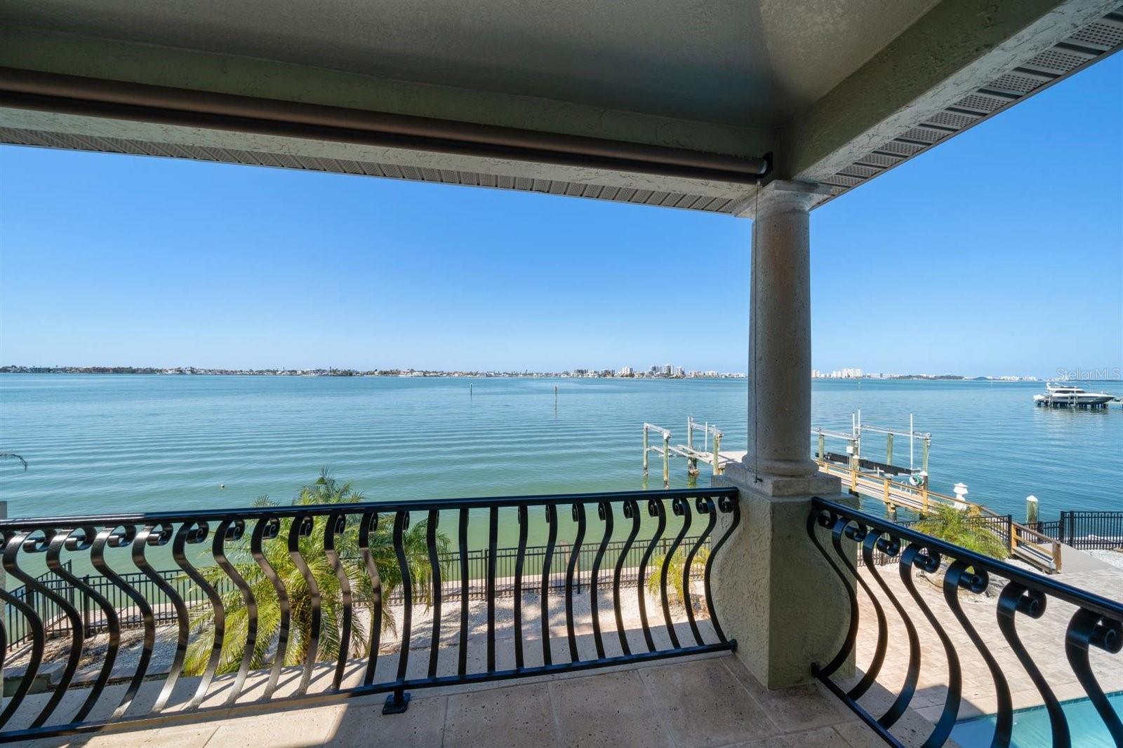 SUNSET BAY LOT 26 & SWLY 1/2 OF LOT 27 - Residential