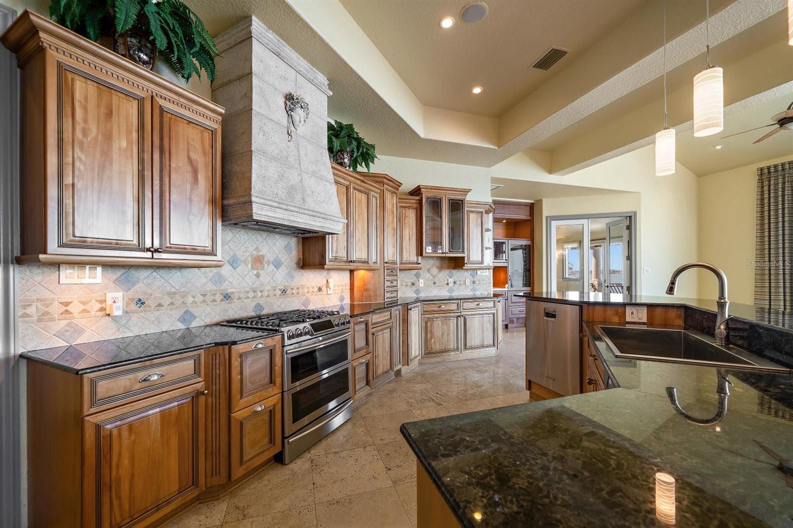 SUNSET BAY LOT 26 & SWLY 1/2 OF LOT 27 - Residential