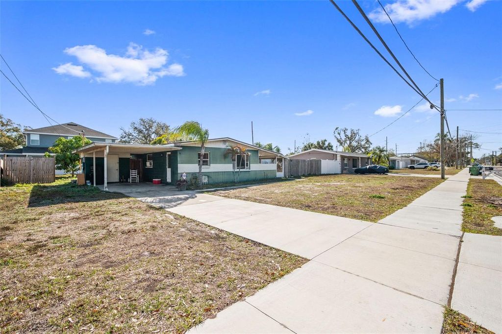 Photo of 5406 S Himes Avenue, Tampa, FL 33611 (MLS # W7883190)