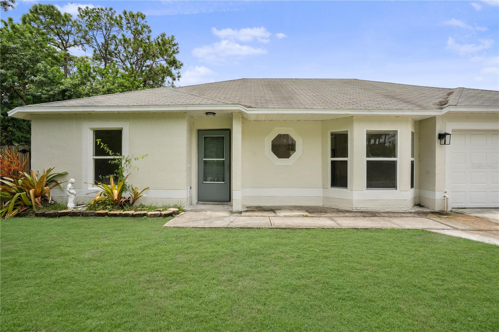 Stunning Home in the Heart of Southeast Palm Bay, No HOA! Step into this fully renovated 3-bedroom, 2-bath residence featuring an open floor plan filled with natural light. The spacious living area flows seamlessly into a gourmet style like kitchen with stainless steel appliances and a large island perfect for entertaining or casual family dining. Set on a generous lot with no HOA, this home offers both comfort and freedom in a prime location just 12 minutes from the River and 40 minutes from the beaches, with nearby dining, shopping, and championship golf courses. Don’t miss this opportunity, schedule your private showing today!
