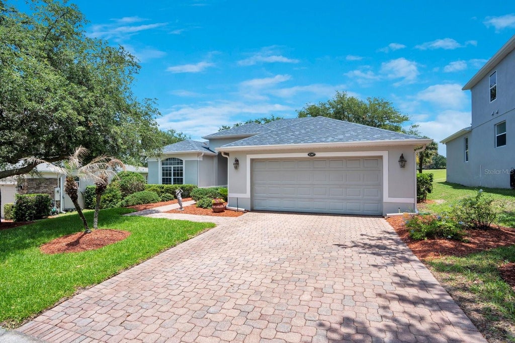 Photo of 1207 Legendary Boulevard, Clermont, FL 34711 (MLS # O6413695)