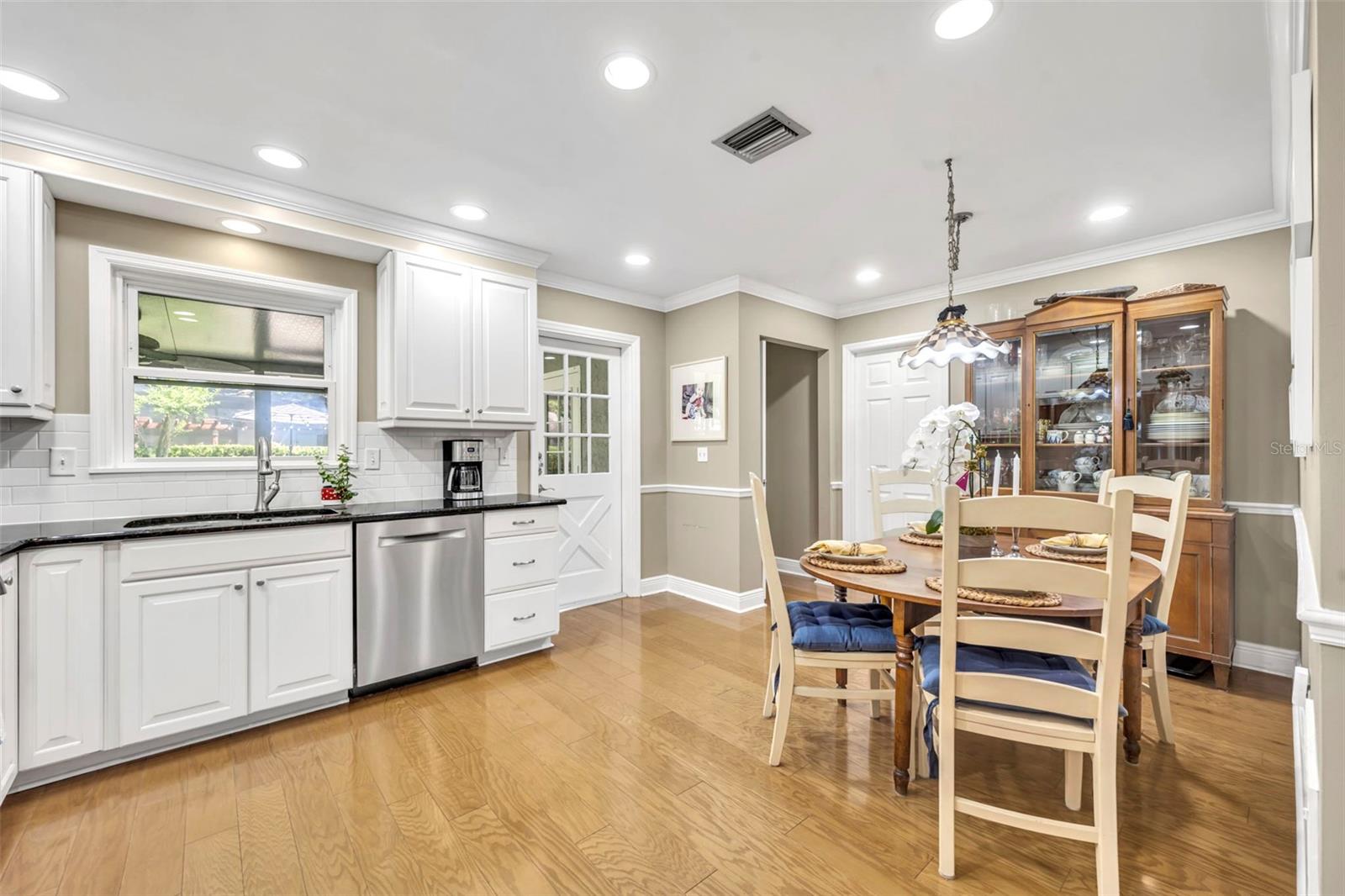 WOODSIDE VILLAGE - Residential