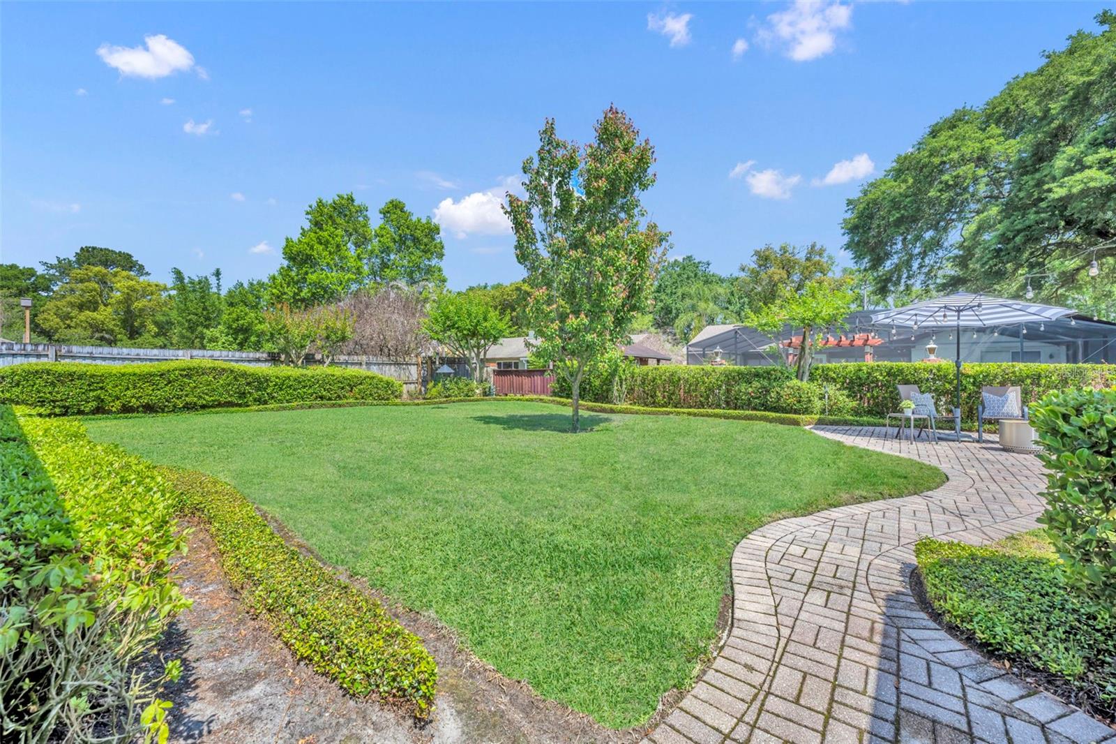 WOODSIDE VILLAGE - Residential