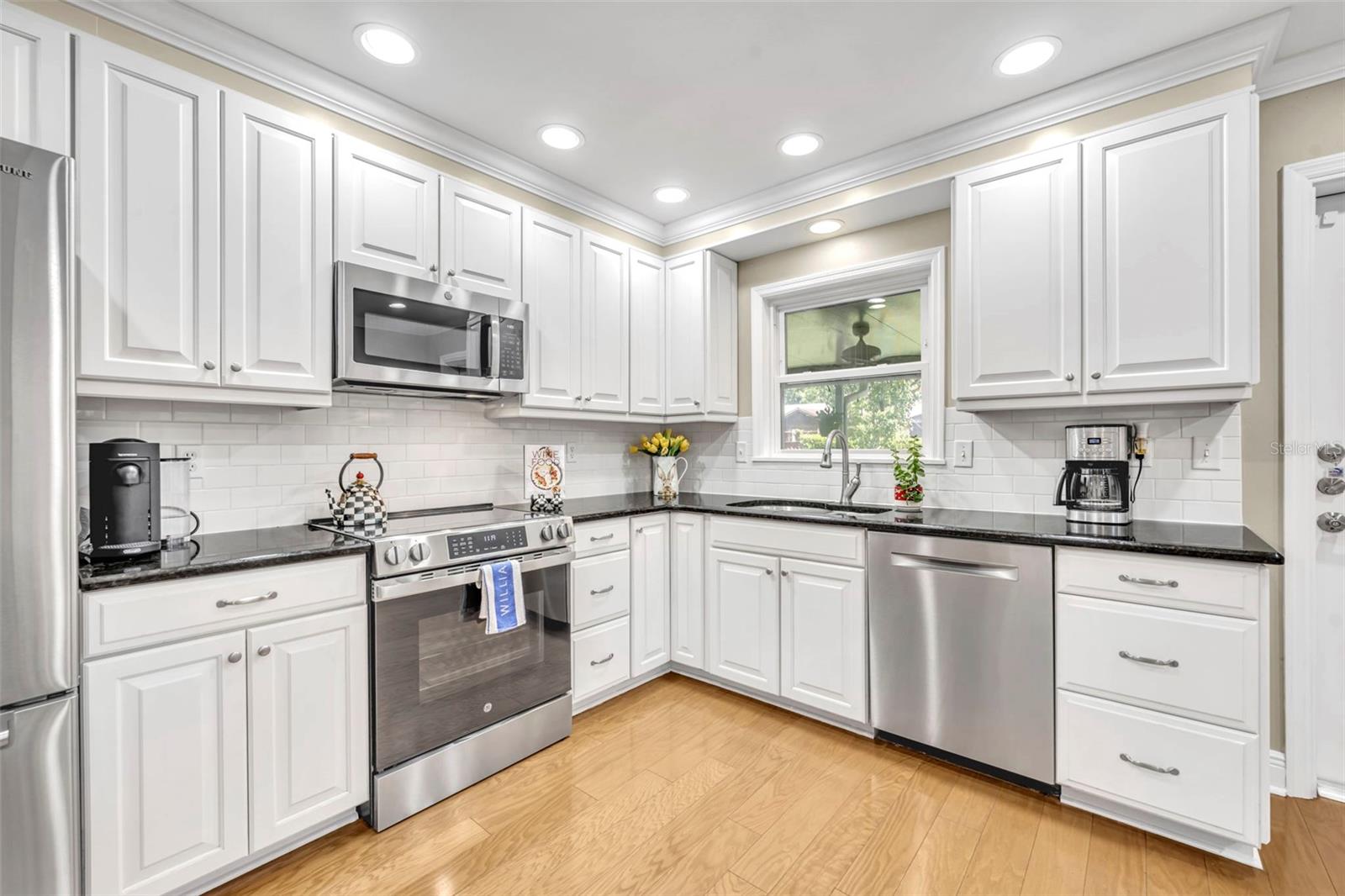 WOODSIDE VILLAGE - Residential
