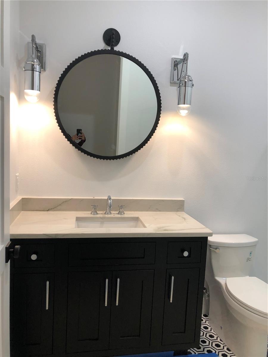 HAMILTON PLACE - Residential