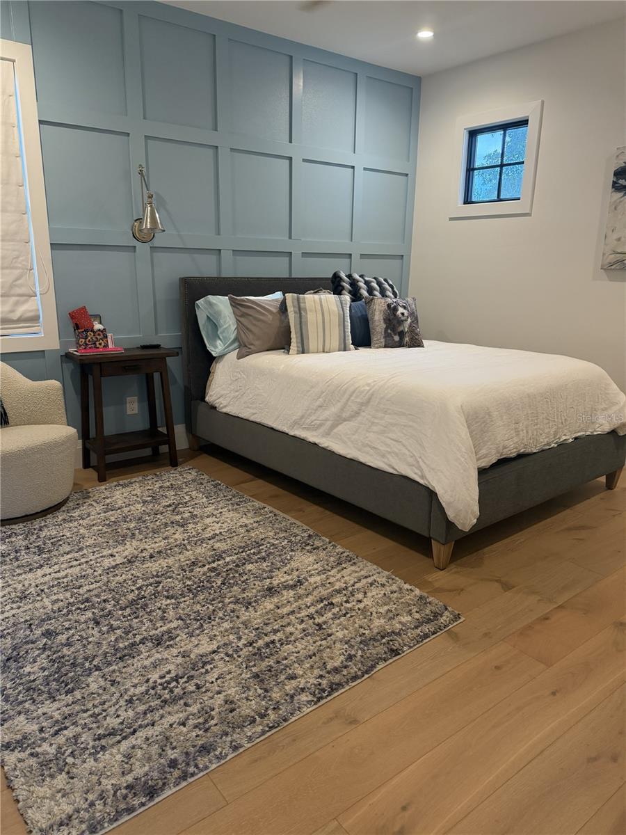 HAMILTON PLACE - Residential