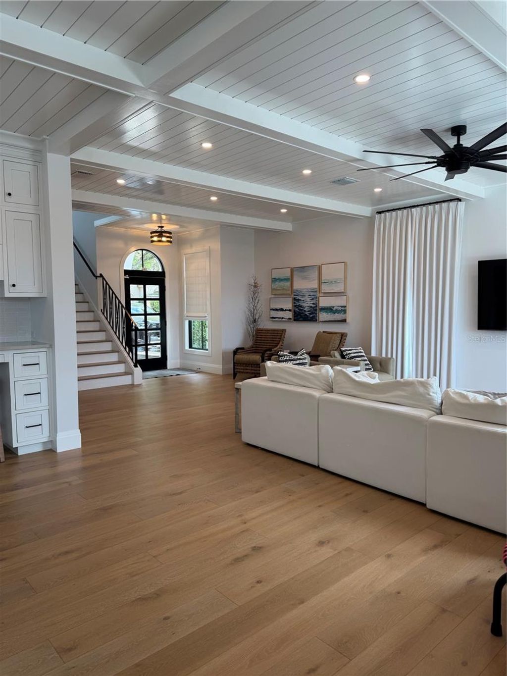 Photo of 802 Hamilton Place Court, Winter Park, FL 32789 (MLS # O6398373)