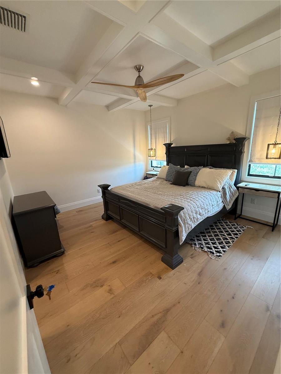 HAMILTON PLACE - Residential