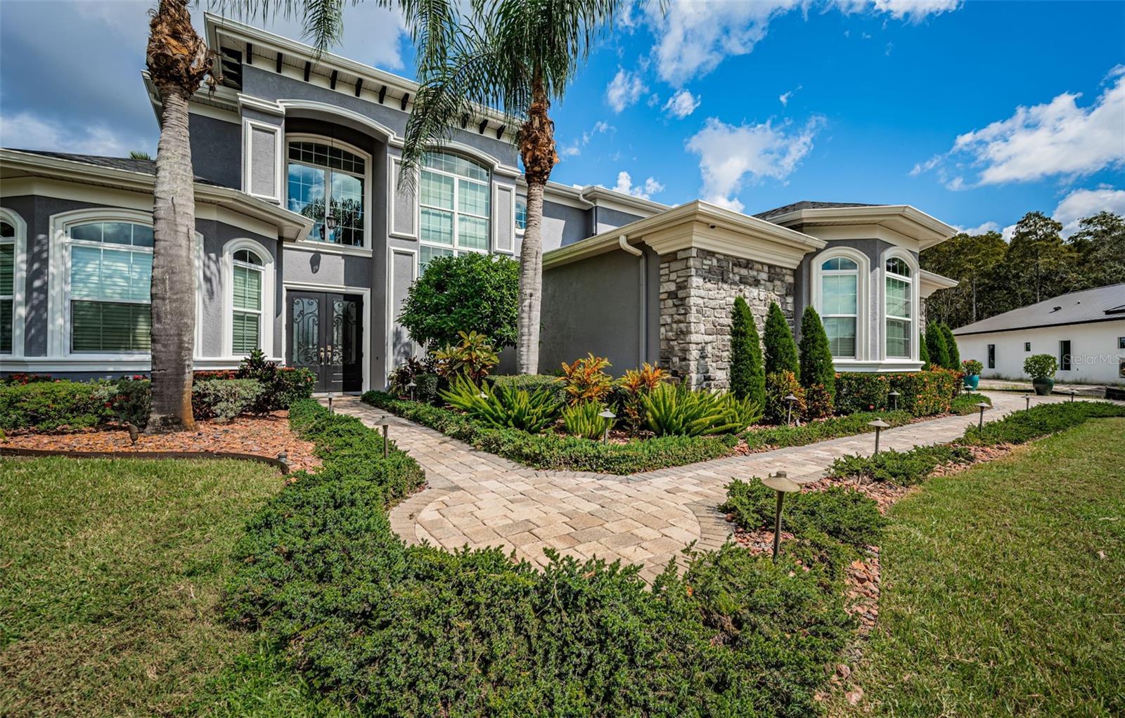 180 KEYSTONE PALMS BOULEVARD