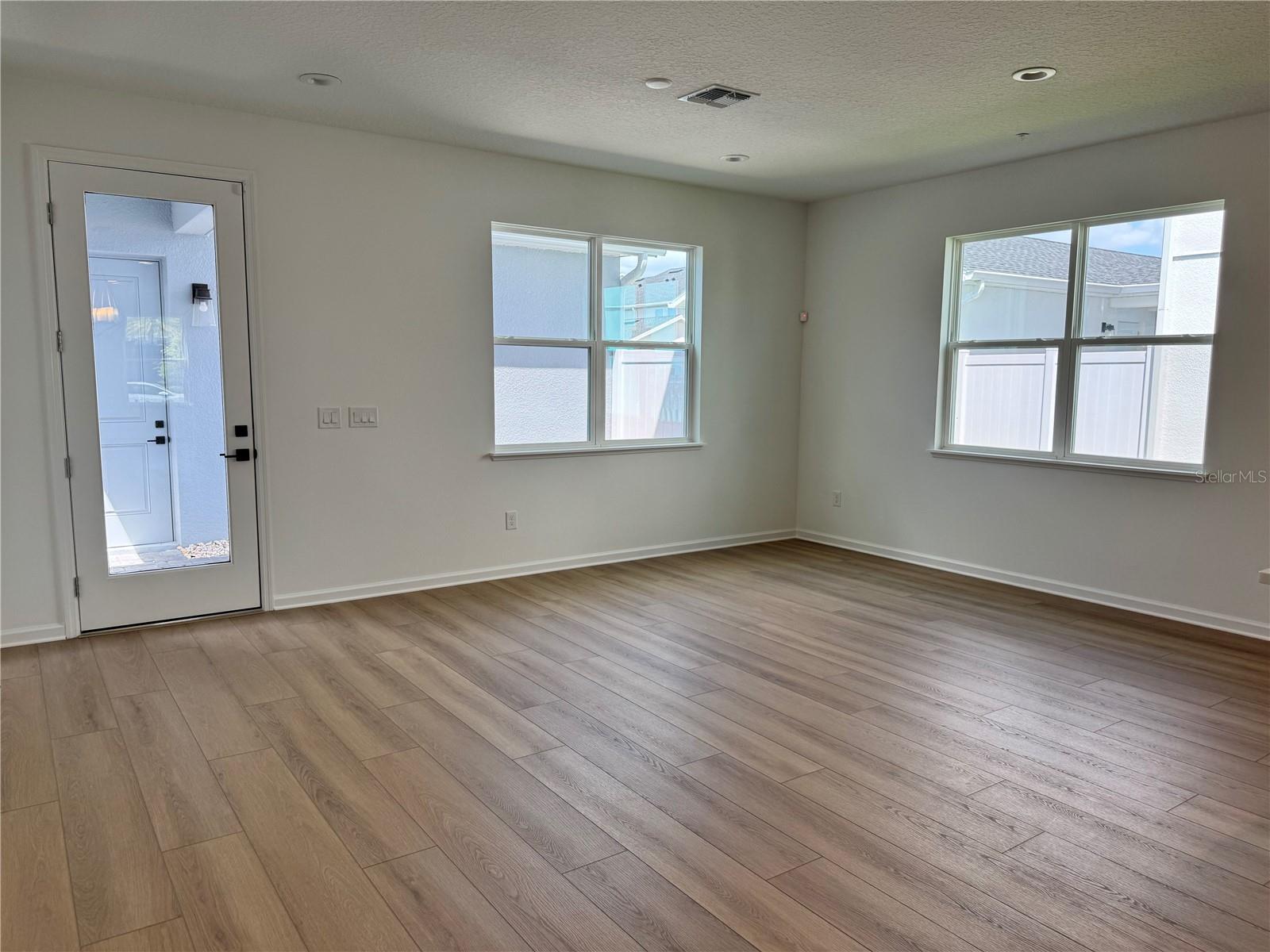 BRONSON PEAK - Residential