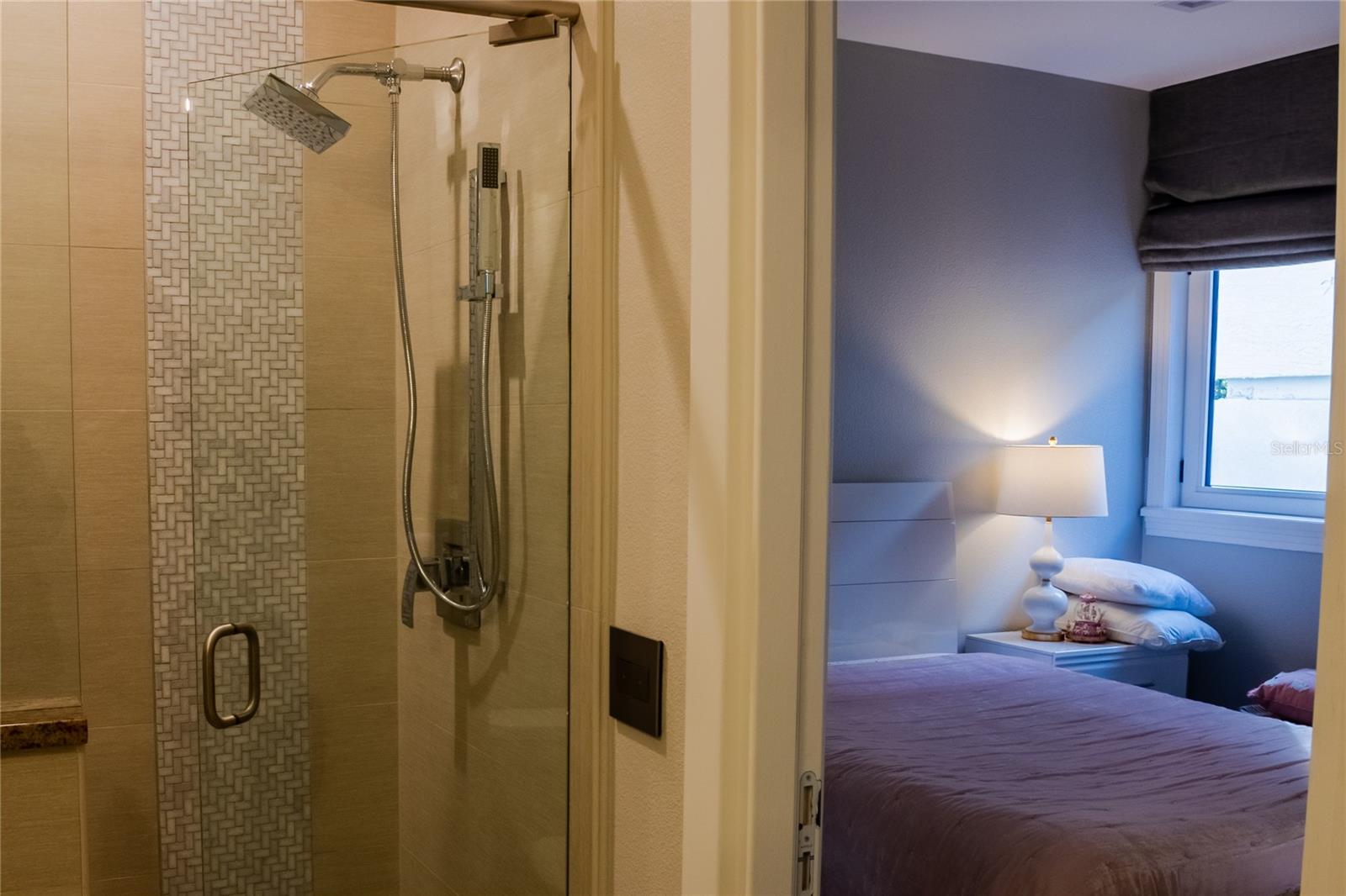 ISLEWORTH - Residential