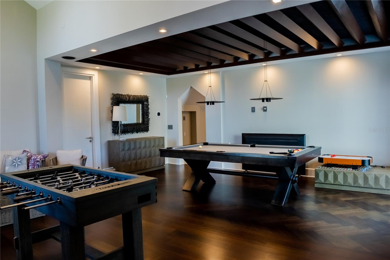 ISLEWORTH - Residential