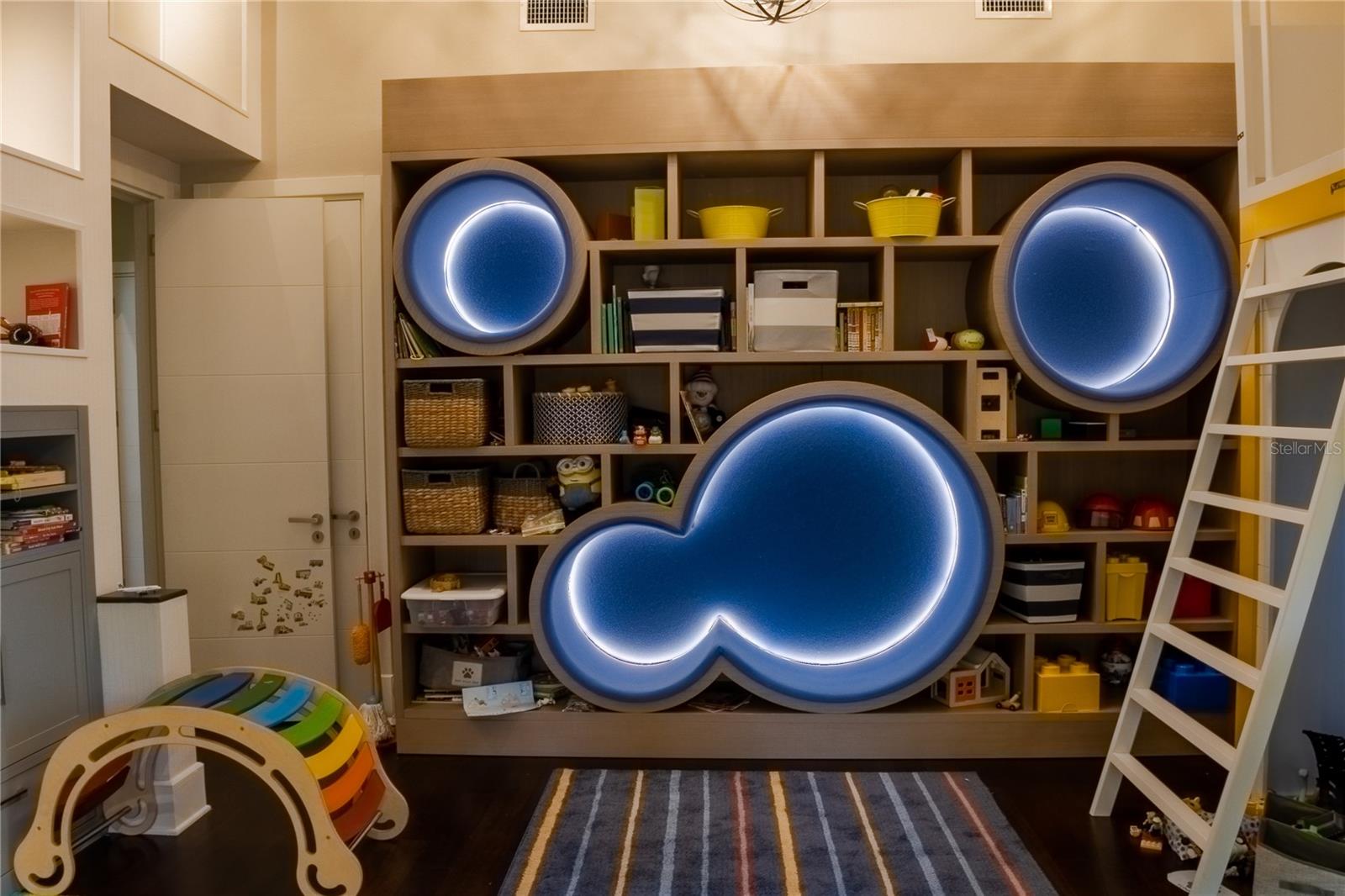 ISLEWORTH - Residential