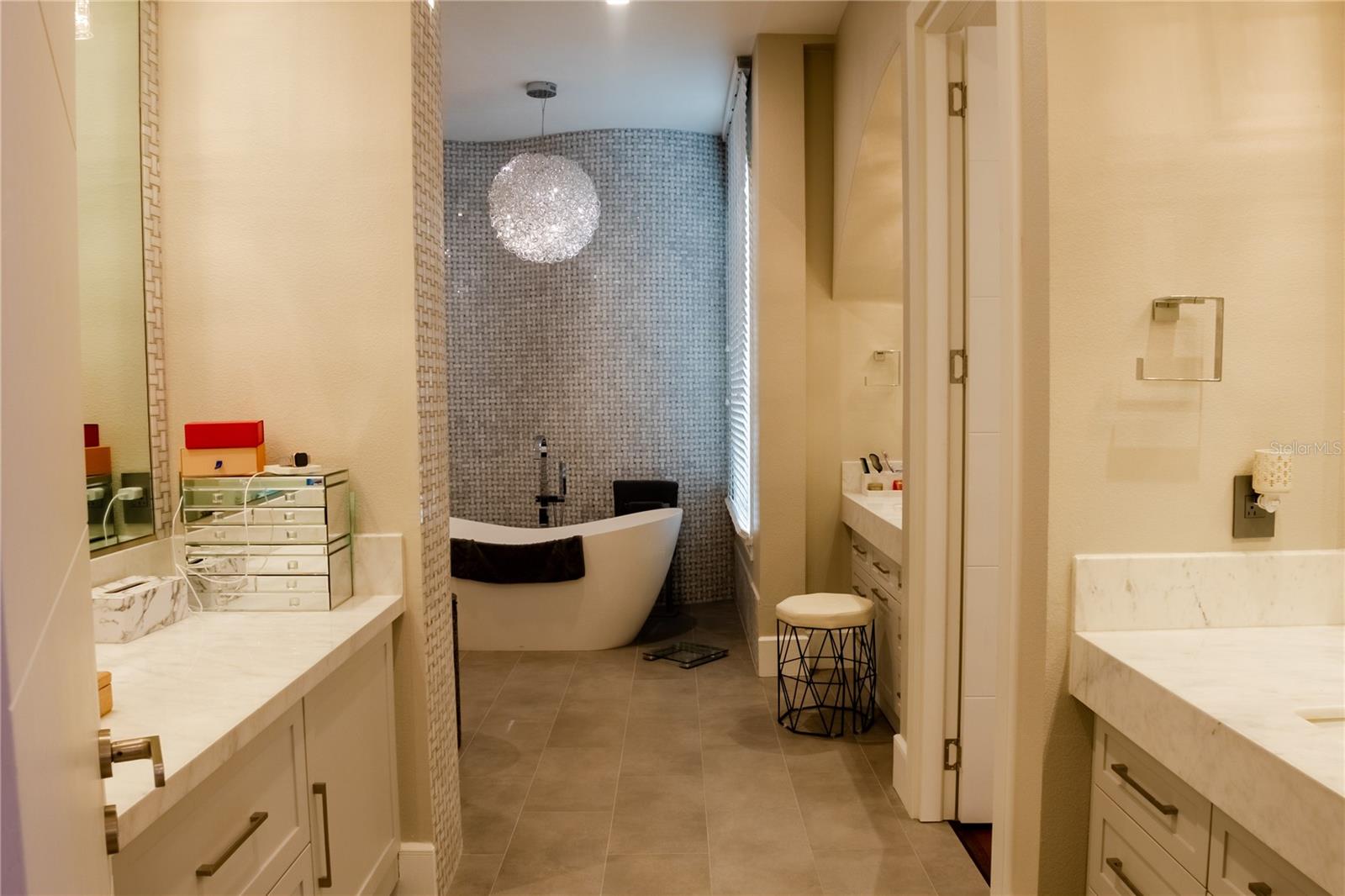 ISLEWORTH - Residential