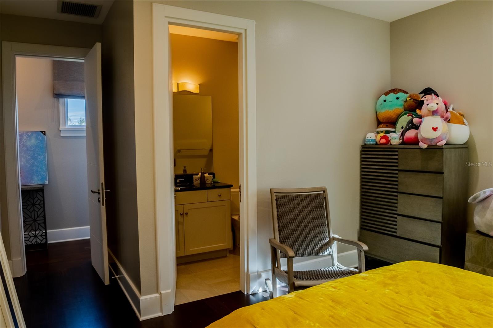 ISLEWORTH - Residential