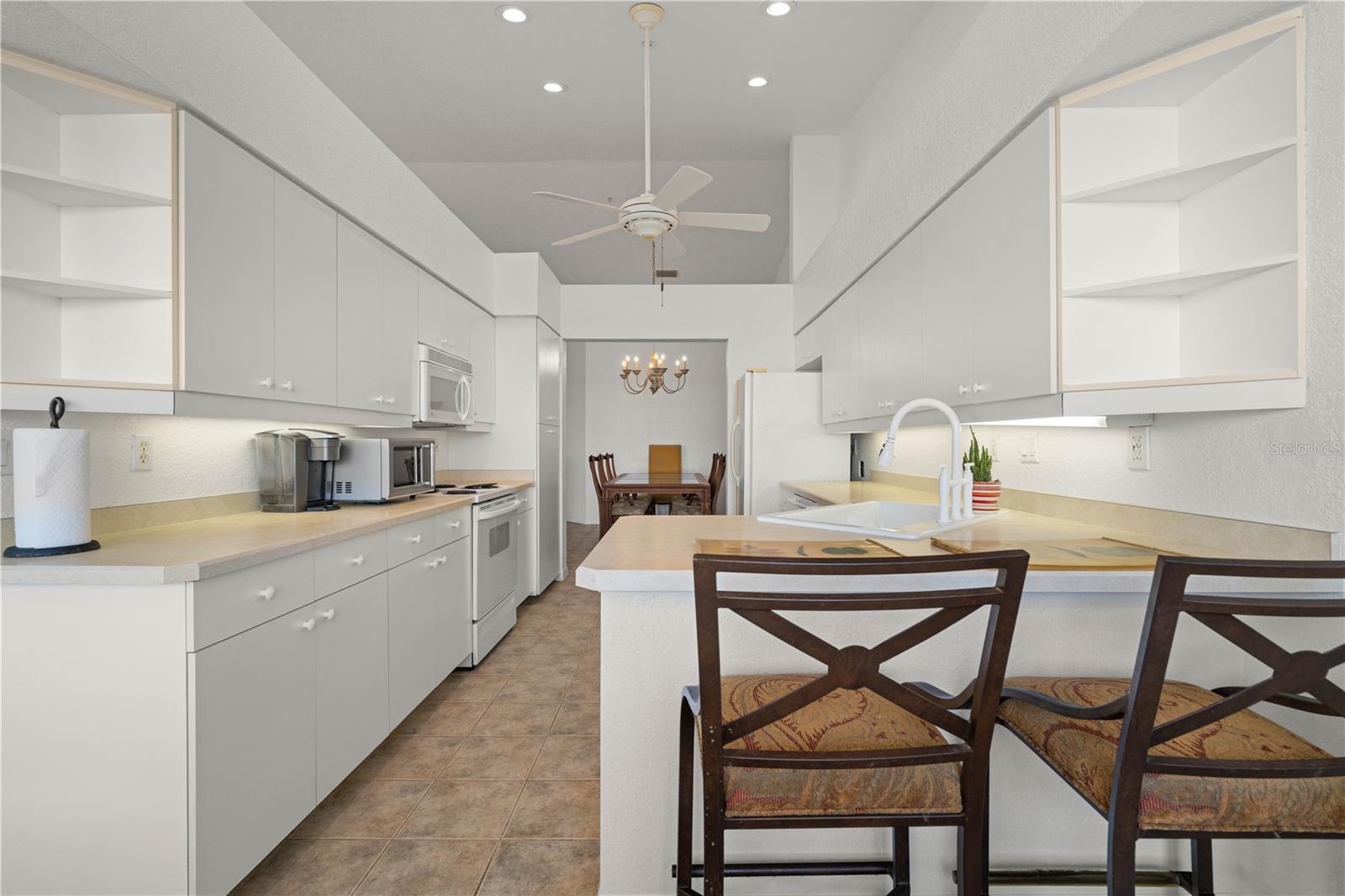 HARBOR WALK PH 02 BLDG 02 - Residential