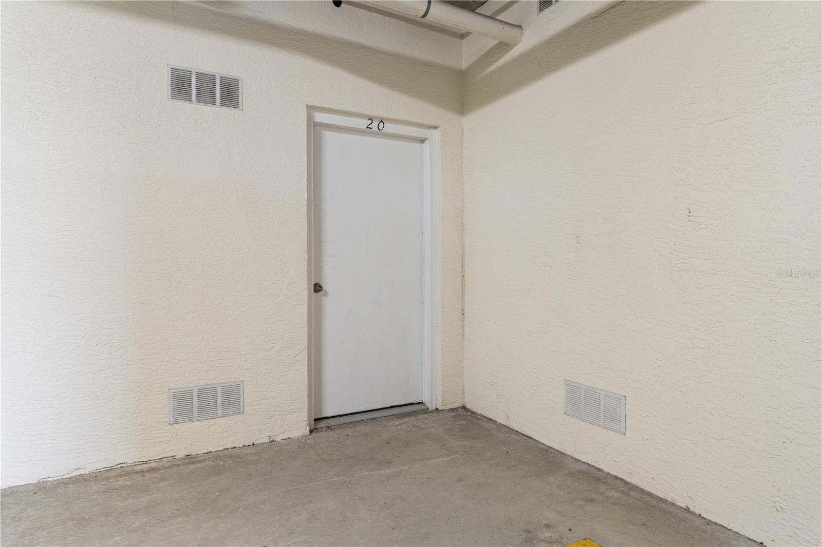 HARBOR WALK PH 02 BLDG 02 - Residential