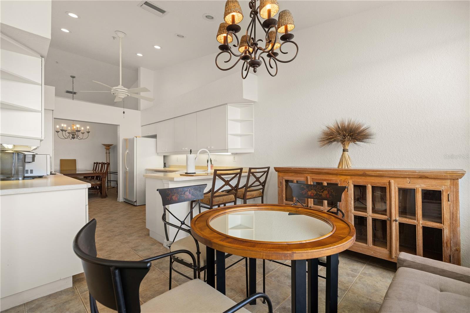 HARBOR WALK PH 02 BLDG 02 - Residential