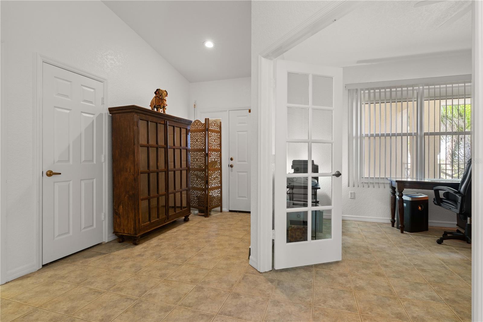 HARBOR WALK PH 02 BLDG 02 - Residential