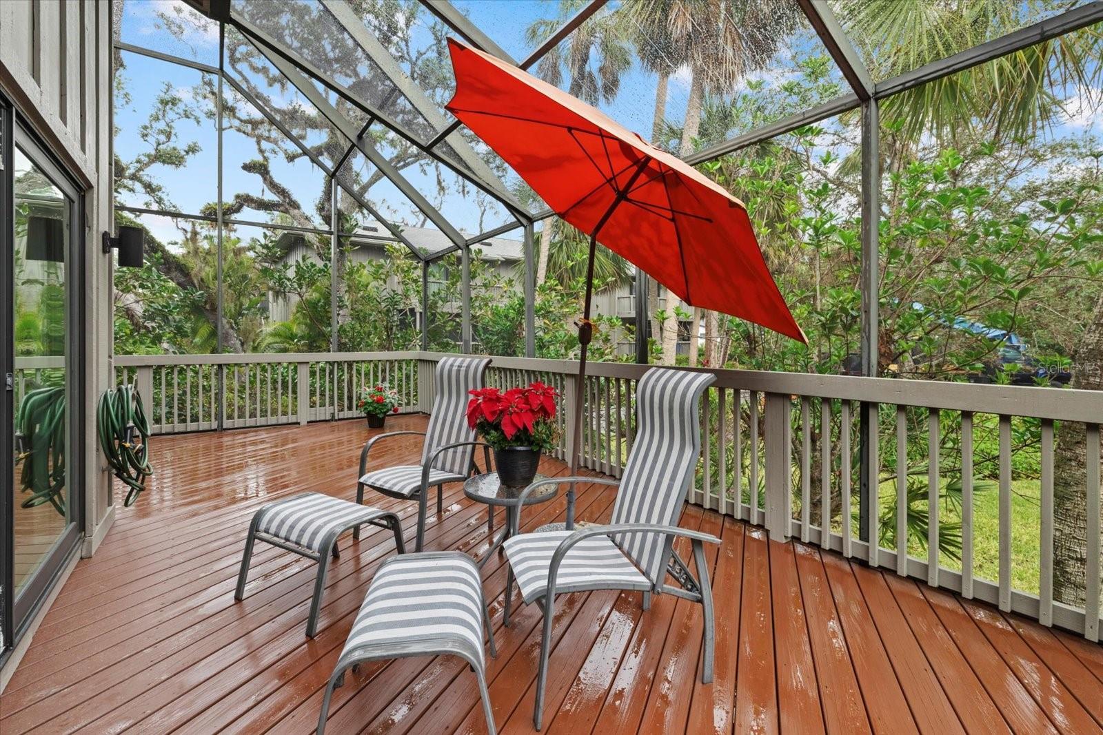 LANDINGS TREEHOUSE - Residential