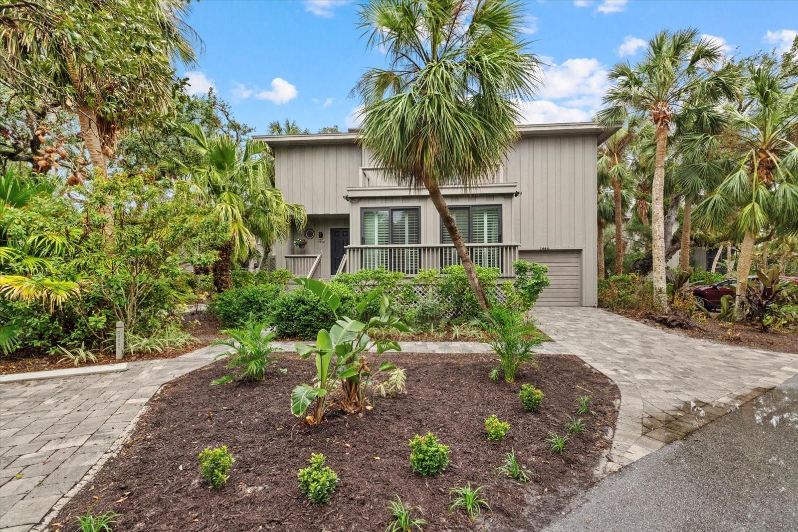 1444 LANDINGS CIRCLE 72