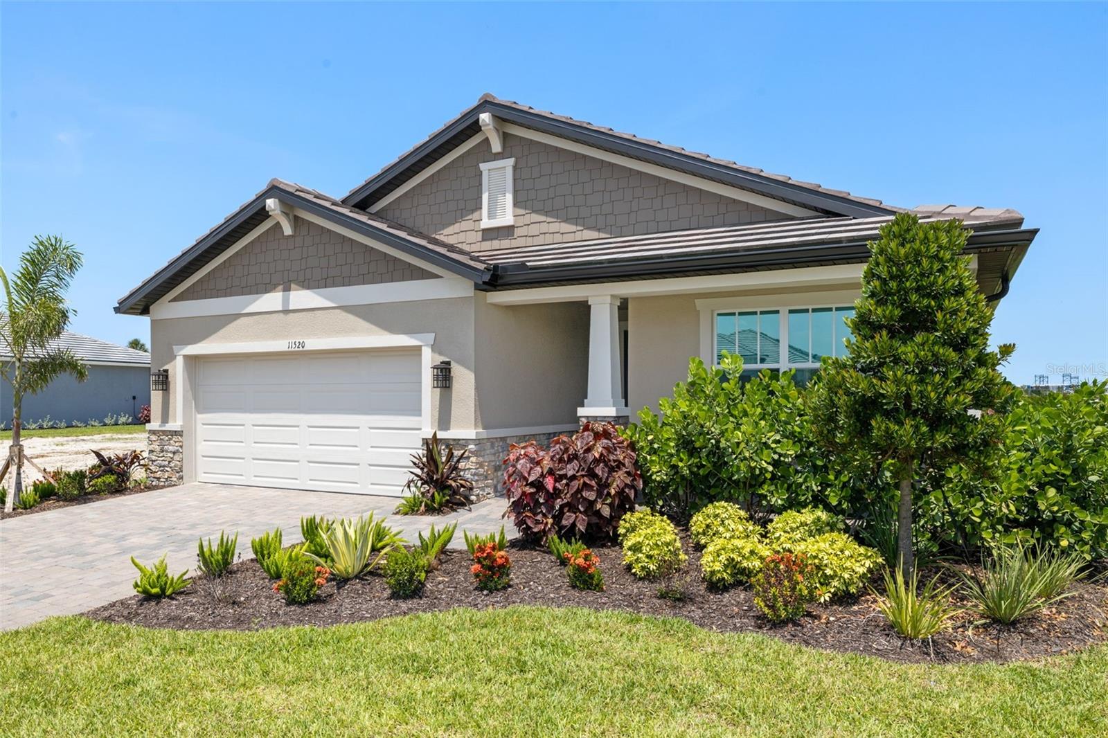 11520 MYAKKA BLUE DRIVE