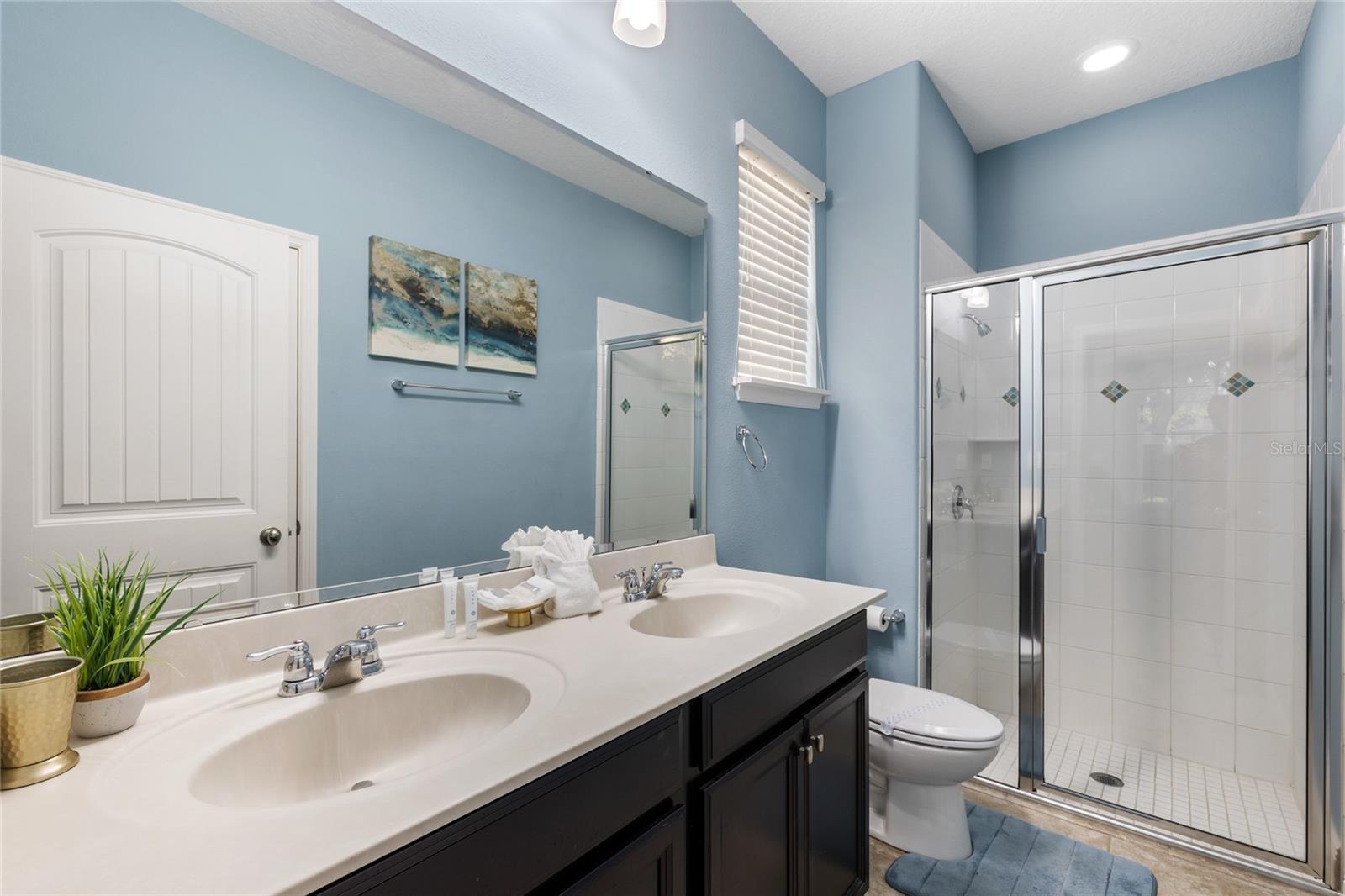 OAKMONT - Residential