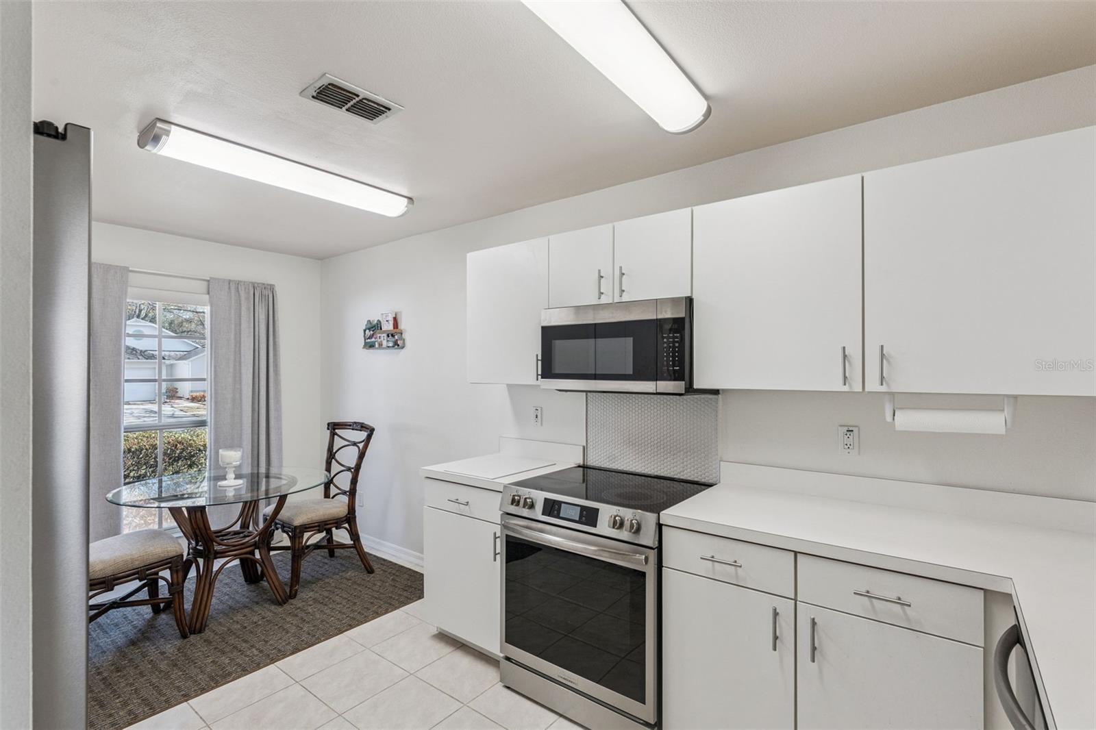 KINGS RIDGE - Residential