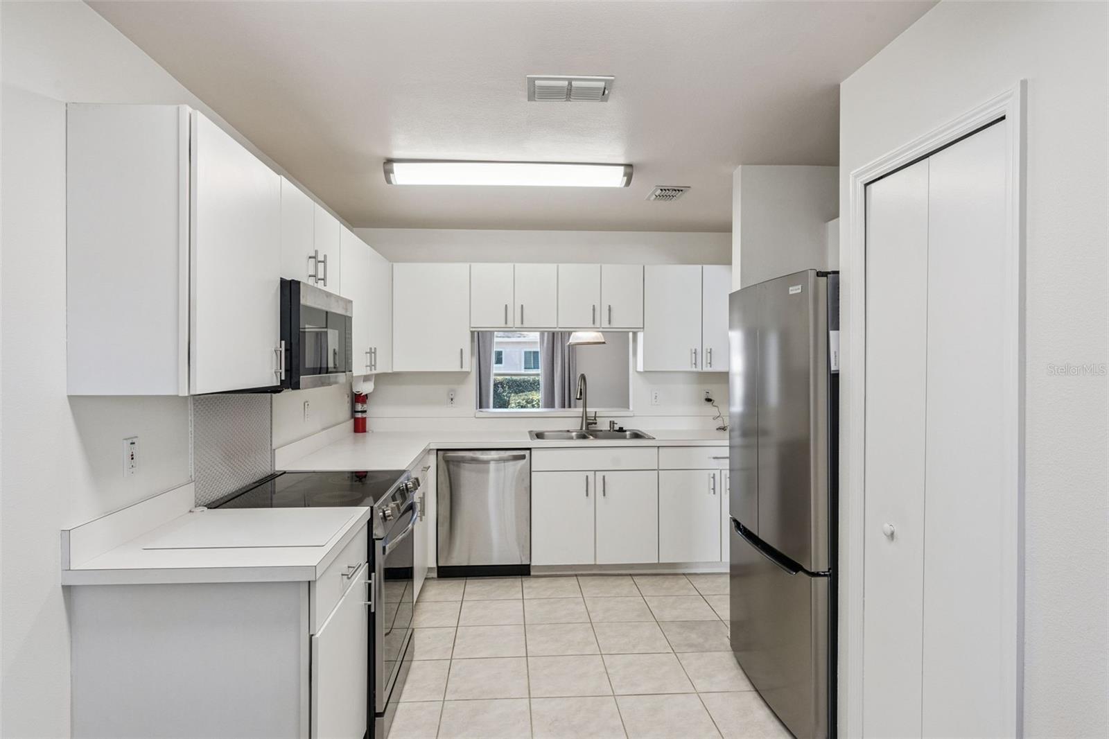 KINGS RIDGE - Residential