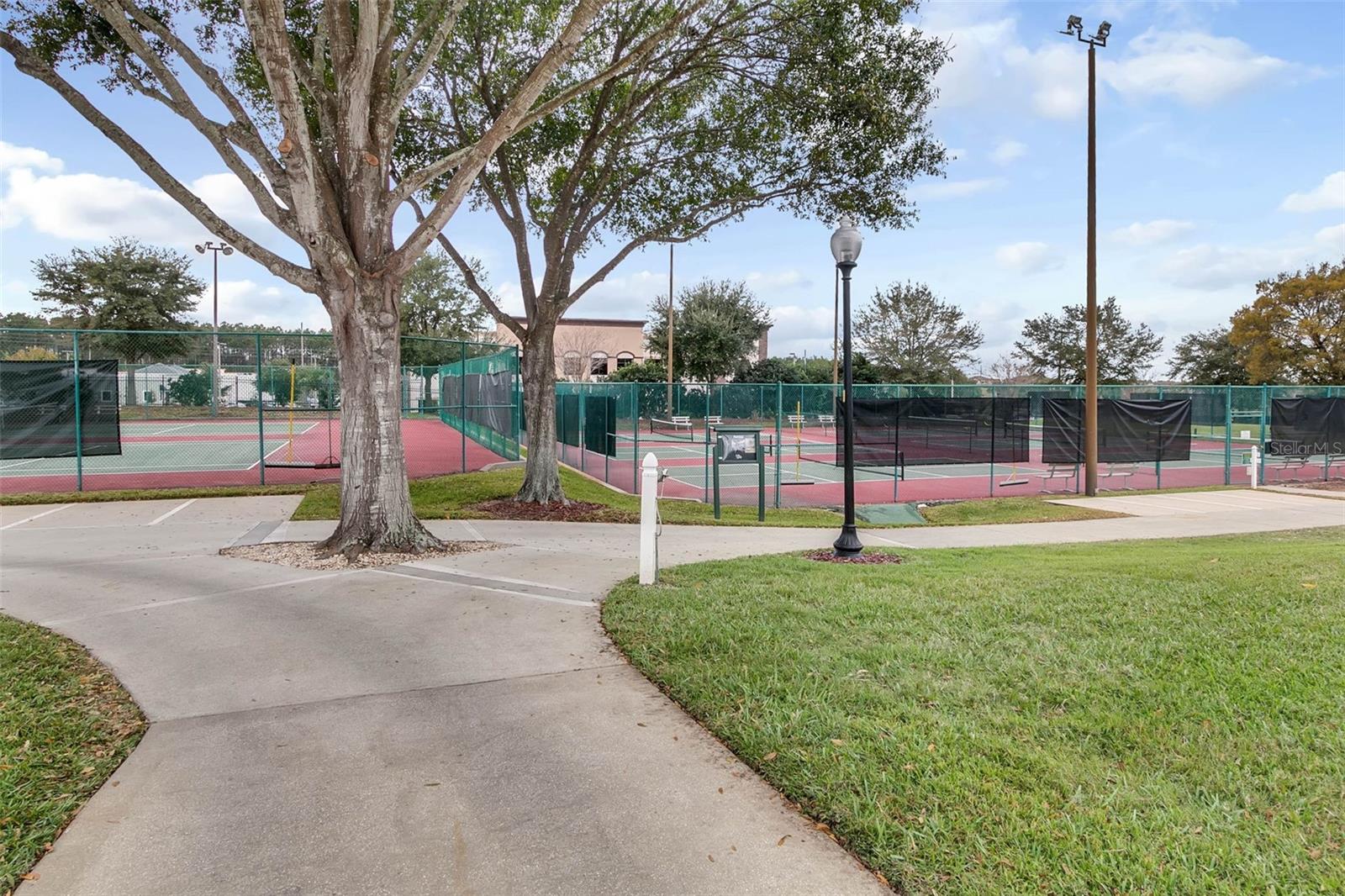 KINGS RIDGE - Residential