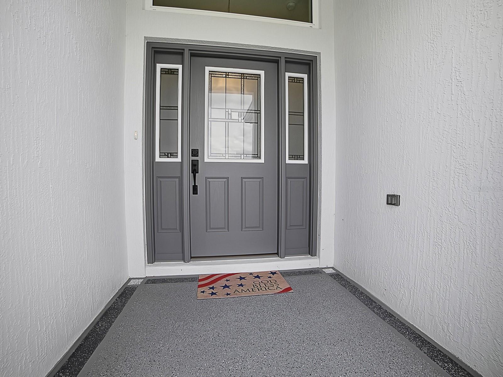 1404 HEARNS LOOP
