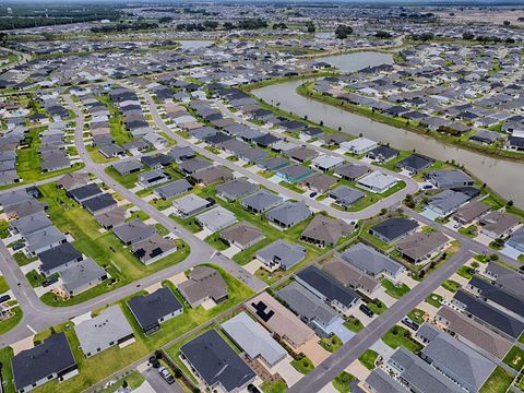 Tiny photo for 1404 Hearns Loop, The Villages, FL 34762 (MLS # G5112731)