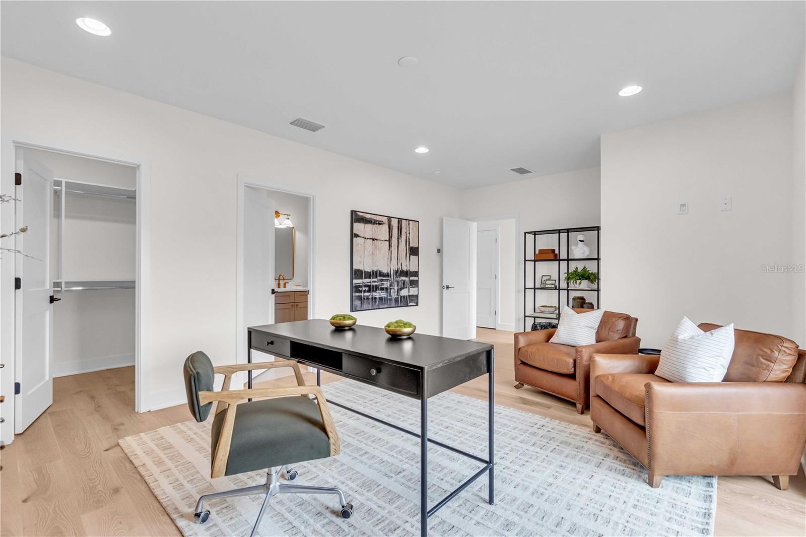 3002 W PLATT 6