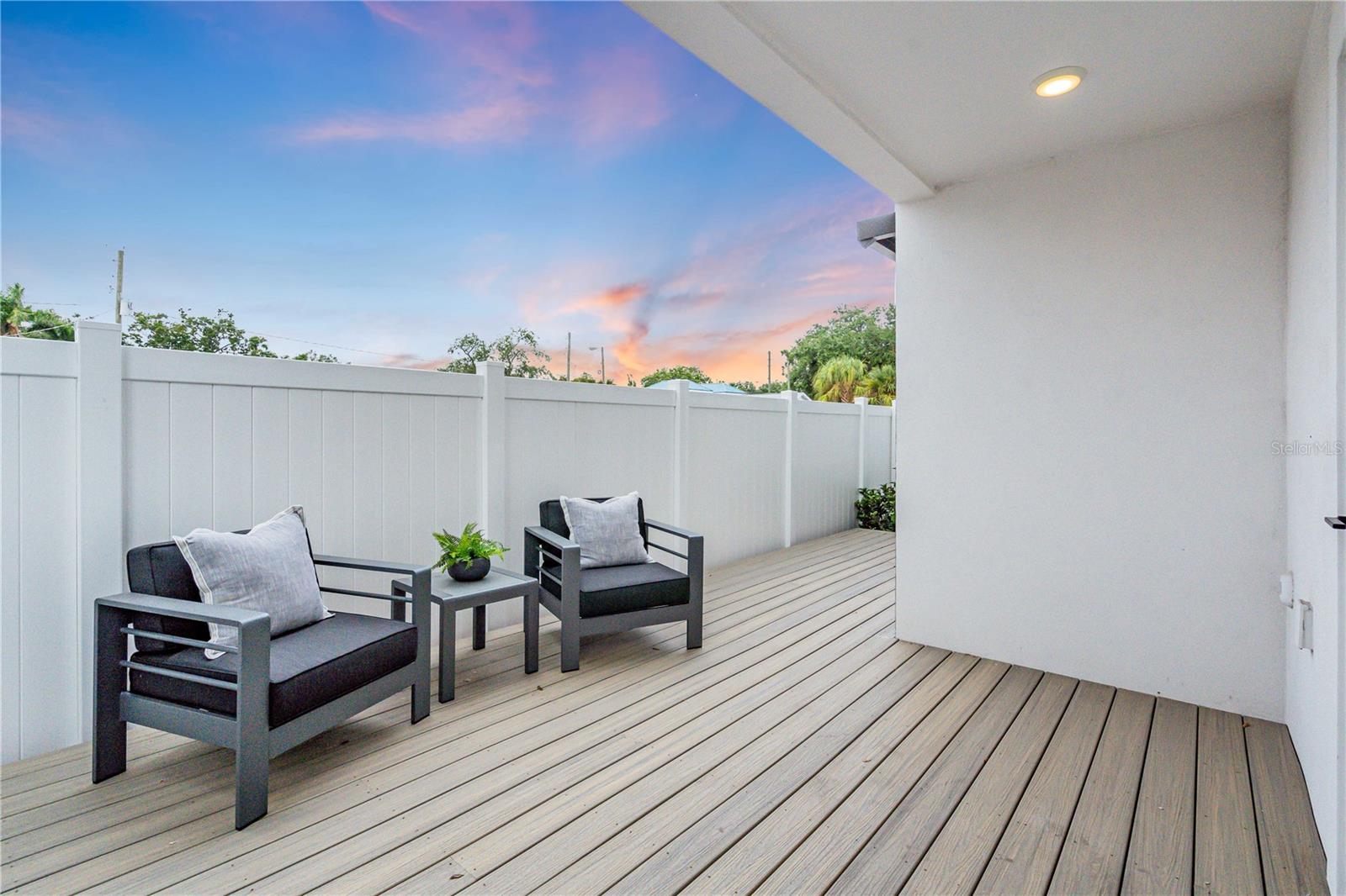 3002 W PLATT 6