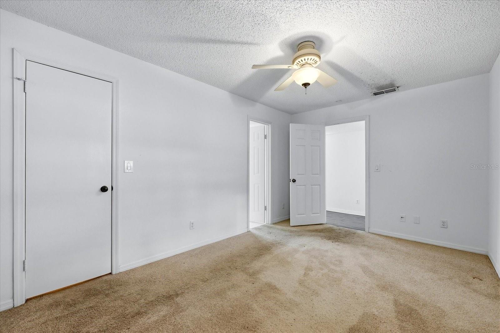 HARBOUR TOWNE CONDO - Residential