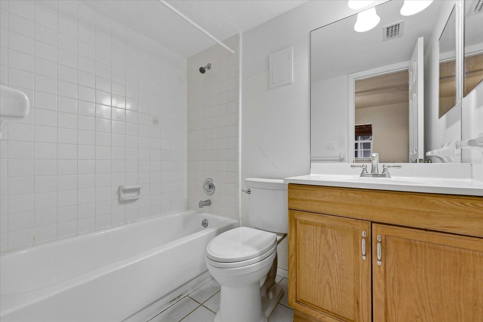 HARBOUR TOWNE CONDO - Residential