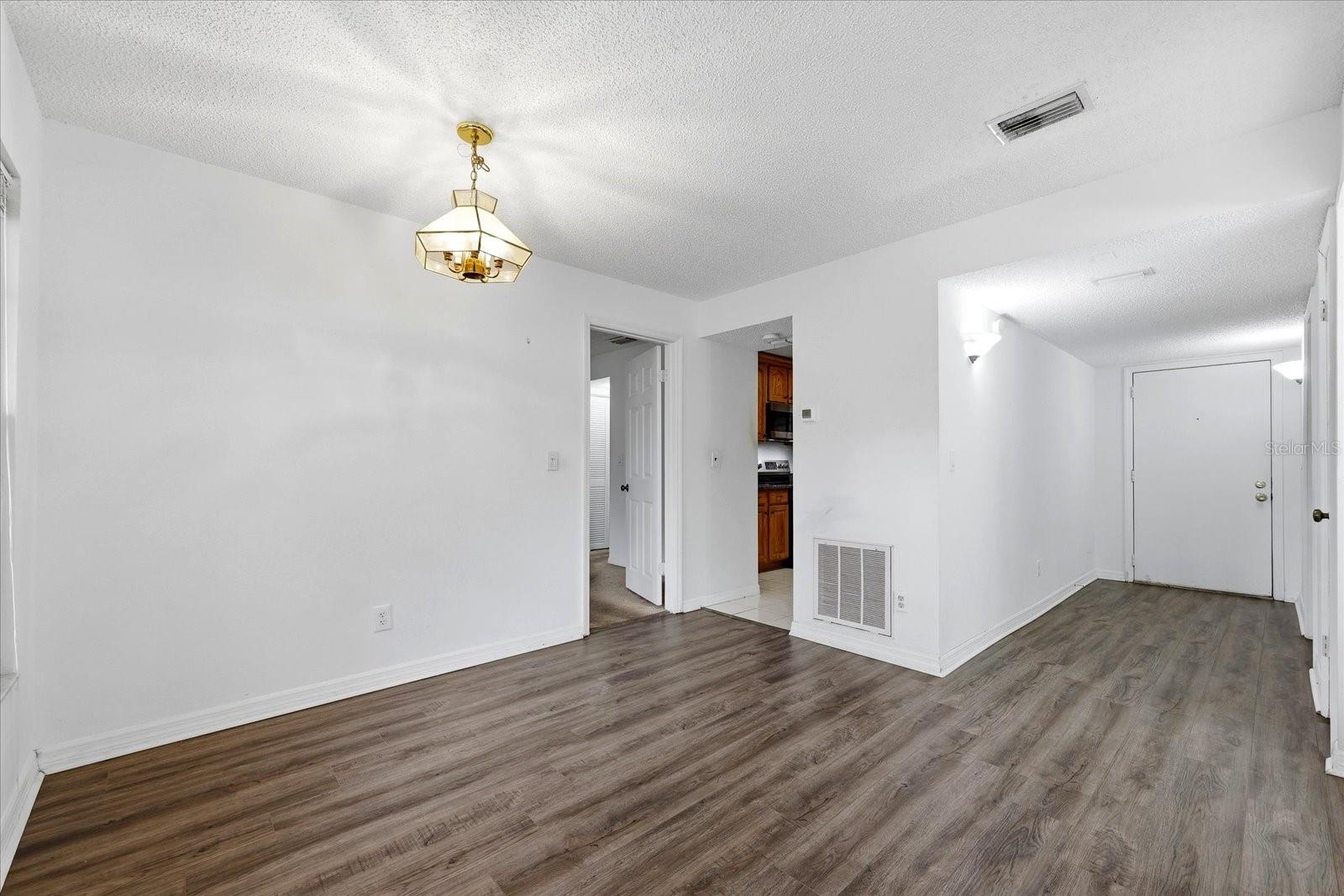 HARBOUR TOWNE CONDO - Residential