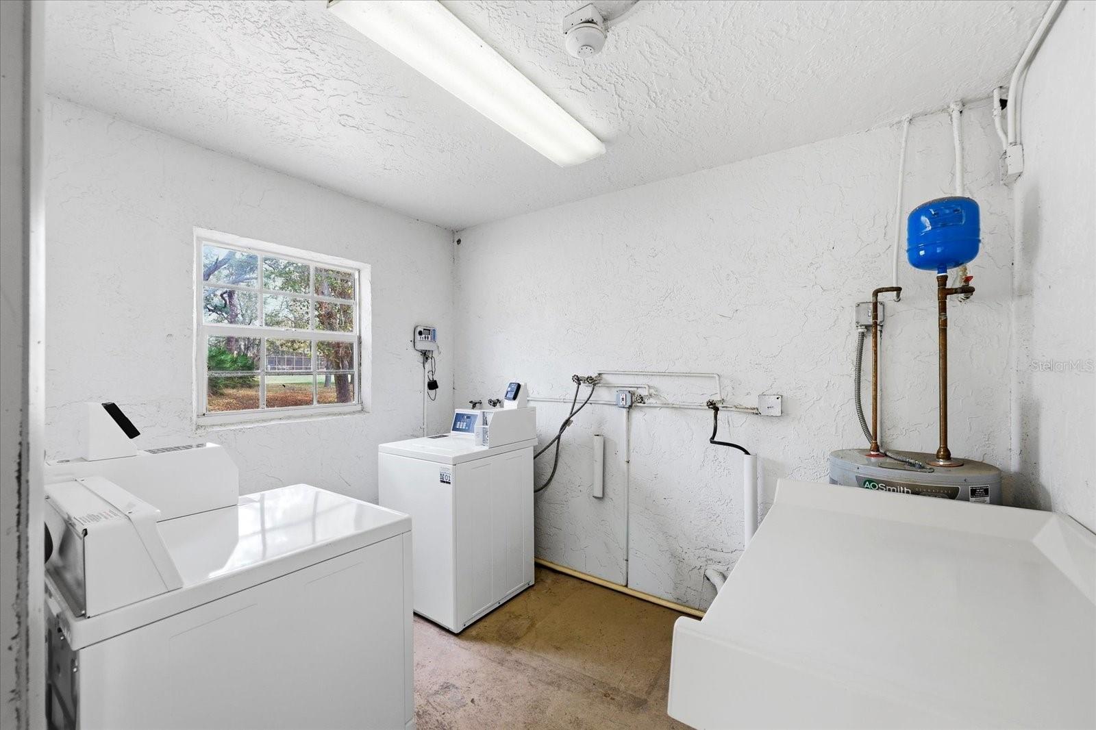 HARBOUR TOWNE CONDO - Residential