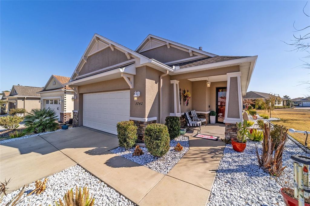 Photo of 7742 SW 86th Loop, Ocala, FL 34476 (MLS # OM719008)