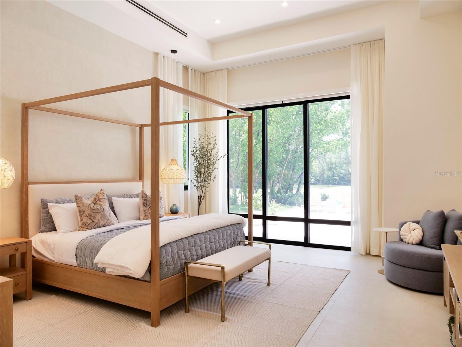 FOUR SEASONS RESORT - Residential