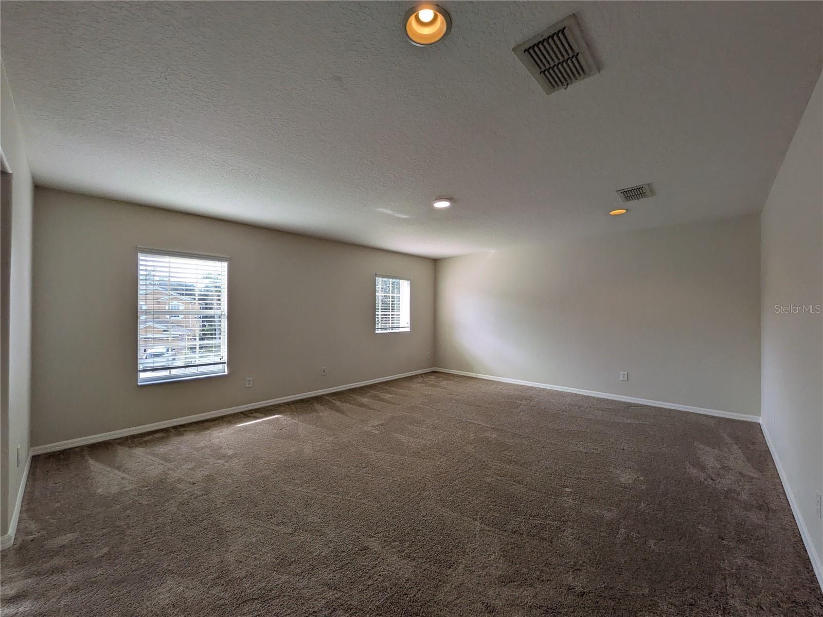 NORTH SHORE/LK HART PRCL 01 PH 01 - Residential Lease